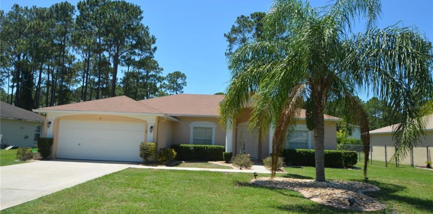 Villa ou maison à Palm Coast, Floride 3 chambres, 171.5 m2 № 2427467