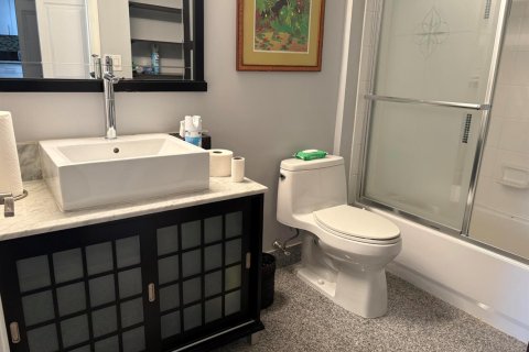 Condo in Tamarac, Florida, 2 bedrooms  № 2185210 - photo 23