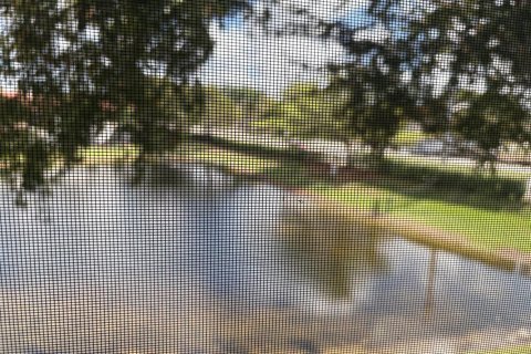 Condo in Tamarac, Florida, 2 bedrooms  № 2185210 - photo 20