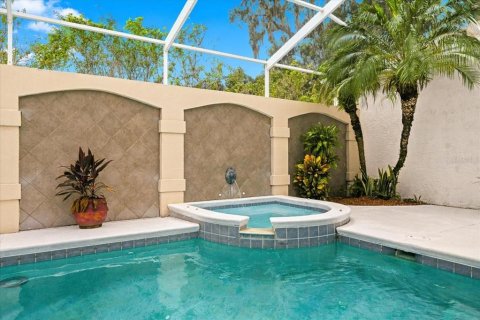 House in Dade City, Florida 3 bedrooms, 195.37 sq.m. № 2409885 - photo 8