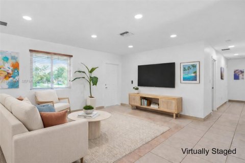 Купить виллу или дом в Майами, Флорида 5 спален, 167.41м2, № 2005590 - фото 7