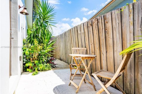 Купить виллу или дом в Майами, Флорида 5 спален, 167.41м2, № 2005590 - фото 24