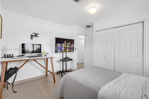 Купить виллу или дом в Майами, Флорида 5 спален, 167.41м2, № 2005590 - фото 17