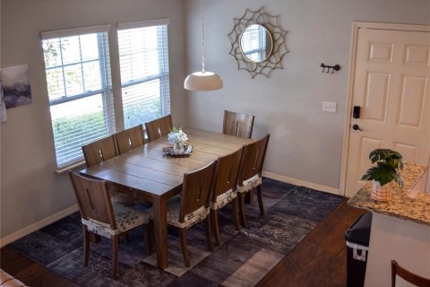 Touwnhouse à vendre à Kissimmee, Floride: 4 chambres, 157.38 m2 № 2416513 - photo 12