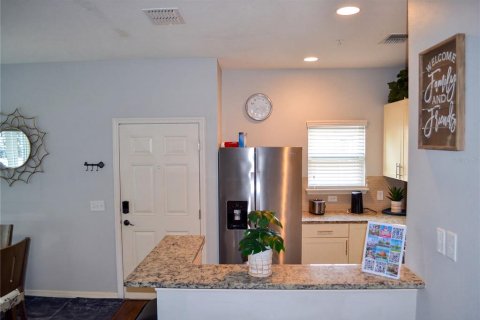 Touwnhouse à vendre à Kissimmee, Floride: 4 chambres, 157.38 m2 № 2416513 - photo 24