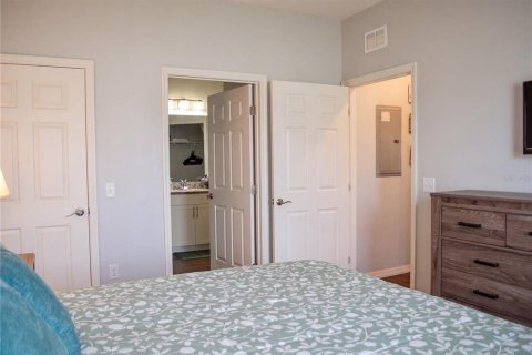 Touwnhouse à vendre à Kissimmee, Floride: 4 chambres, 157.38 m2 № 2416513 - photo 16
