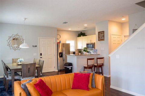 Touwnhouse à vendre à Kissimmee, Floride: 4 chambres, 157.38 m2 № 2416513 - photo 20