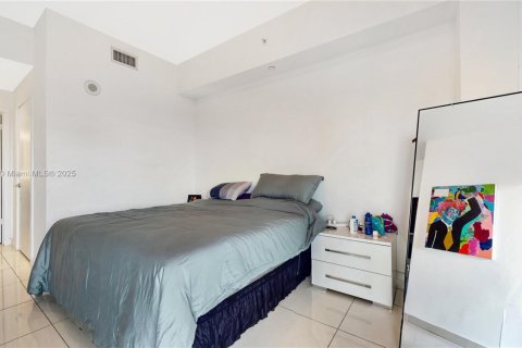 Купить кондоминиум в Майами, Флорида 3 спальни, 139.17м2, № 1975534 - фото 13