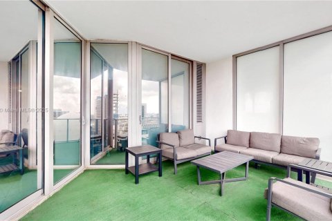 Купить кондоминиум в Майами, Флорида 3 спальни, 139.17м2, № 1975534 - фото 26