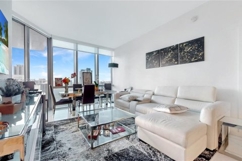 Купить кондоминиум в Майами, Флорида 3 спальни, 139.17м2, № 1975534 - фото 9