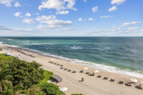 Condo in Sunny Isles Beach, Florida, 2 bedrooms  № 2081977 - photo 15