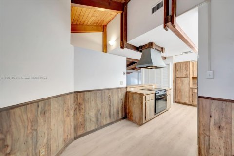 Casa en venta en Hollywood, Florida, 2 dormitorios, 139.35 m2 № 1951670 - foto 17