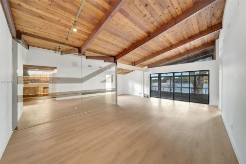 Casa en venta en Hollywood, Florida, 2 dormitorios, 139.35 m2 № 1951670 - foto 7