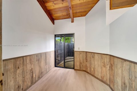 Casa en venta en Hollywood, Florida, 2 dormitorios, 139.35 m2 № 1951670 - foto 18