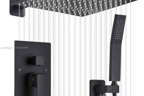 Townhouse in Miami, Florida 2 bedrooms, 107.02 sq.m. № 2041984 - photo 11