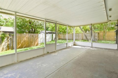 Villa ou maison à louer à Winter Springs, Floride: 3 chambres, 121.24 m2 № 2413931 - photo 15