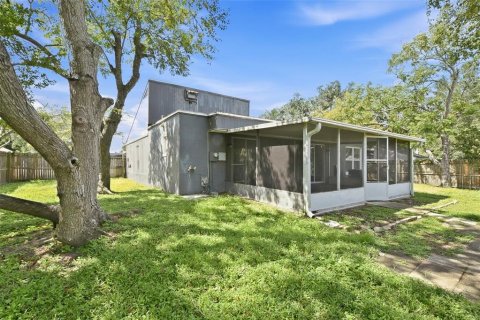 Villa ou maison à louer à Winter Springs, Floride: 3 chambres, 121.24 m2 № 2413931 - photo 16