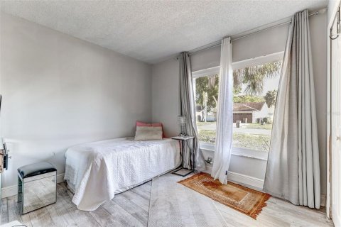 Casa en venta en Kissimmee, Florida, 4 dormitorios, 136.01 m2 № 2259576 - foto 28