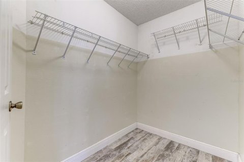 Casa en venta en Kissimmee, Florida, 4 dormitorios, 136.01 m2 № 2259576 - foto 21