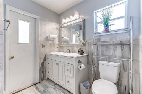 Casa en venta en Kissimmee, Florida, 4 dormitorios, 136.01 m2 № 2259576 - foto 23
