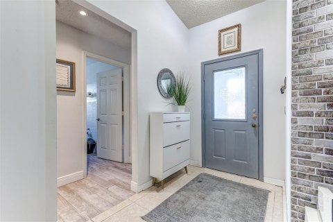 Casa en venta en Kissimmee, Florida, 4 dormitorios, 136.01 m2 № 2259576 - foto 6