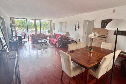 Copropriété à louer à Aventura, Floride: 2 chambres, 93.37 m2 № 1977236 - photo 8