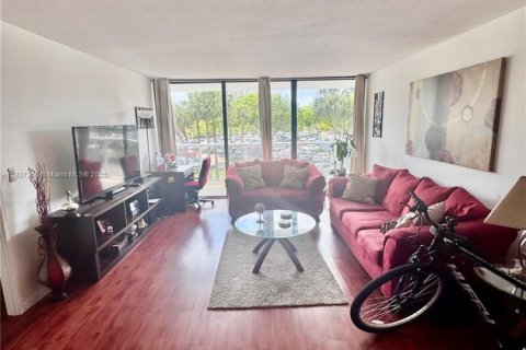 Copropriété à louer à Aventura, Floride: 2 chambres, 93.37 m2 № 1977236 - photo 6