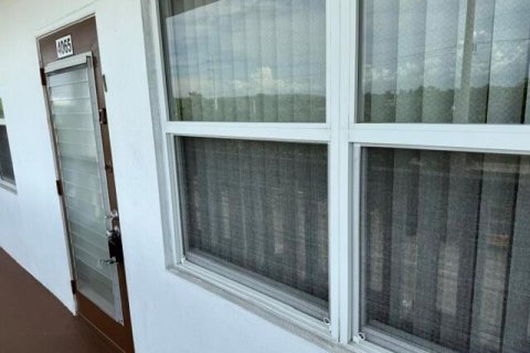 Condo in Deerfield Beach, Florida, 2 bedrooms  № 2243589 - photo 23