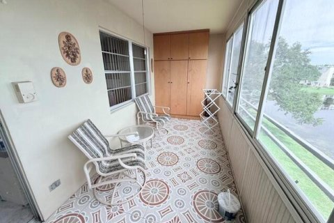 Condo in Deerfield Beach, Florida, 2 bedrooms  № 2243589 - photo 18