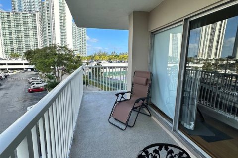 Copropriété à vendre à Sunny Isles Beach, Floride: 2 chambres, 113.34 m2 № 1861562 - photo 5