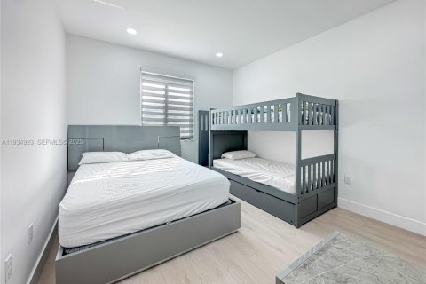 Adosado en venta en Doral, Florida, 3 dormitorios, 149.02 m2 № 1993760 - foto 14