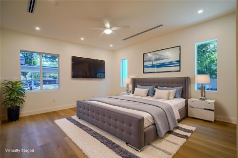 Casa en venta en Miami, Florida, 4 dormitorios, 254.65 m2 № 1752993 - foto 15