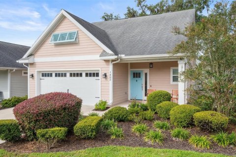 House in Gainesville, Florida 3 bedrooms, 184.97 sq.m. № 2395589 - photo 2