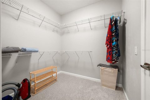 House in Gainesville, Florida 3 bedrooms, 184.97 sq.m. № 2395589 - photo 27