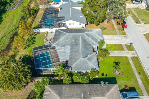 Villa ou maison à vendre à Clearwater, Floride: 4 chambres, 185.71 m2 № 2304535 - photo 16