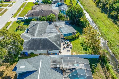 Villa ou maison à vendre à Clearwater, Floride: 4 chambres, 185.71 m2 № 2304535 - photo 13