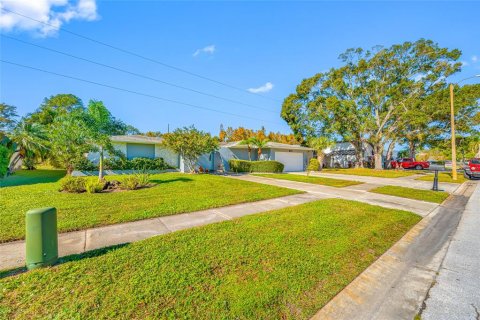 Villa ou maison à vendre à Clearwater, Floride: 4 chambres, 185.71 m2 № 2304535 - photo 21