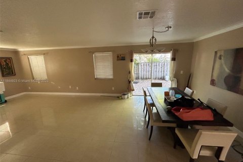 House in Cutler Bay, Florida 5 bedrooms, 261.98 sq.m. № 1840725 - photo 20