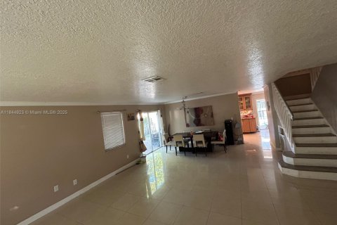 House in Cutler Bay, Florida 5 bedrooms, 261.98 sq.m. № 1840725 - photo 22