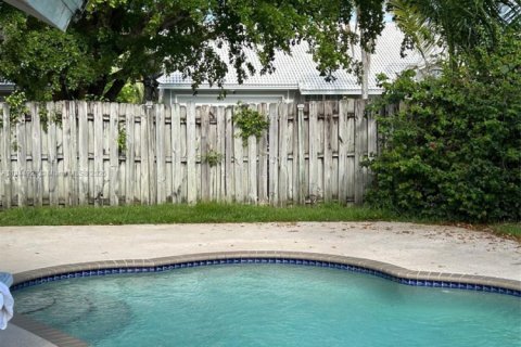 House in Cutler Bay, Florida 5 bedrooms, 261.98 sq.m. № 1840725 - photo 9