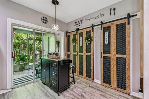 Townhouse in Wesley Chapel, Florida 2 bedrooms, 110 sq.m. № 1873258 - photo 17