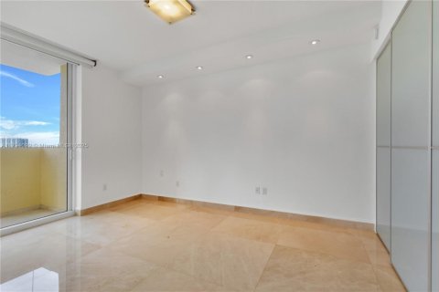 Copropriété à vendre à Sunny Isles Beach, Floride: 3 chambres, 205.69 m2 № 1875362 - photo 28