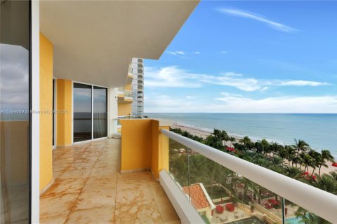 Copropriété à vendre à Sunny Isles Beach, Floride: 3 chambres, 205.69 m2 № 1875362 - photo 5