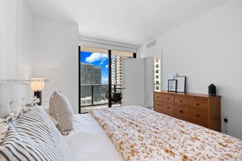 Condo in Miami, Florida, 1 bedroom  № 1973511 - photo 7