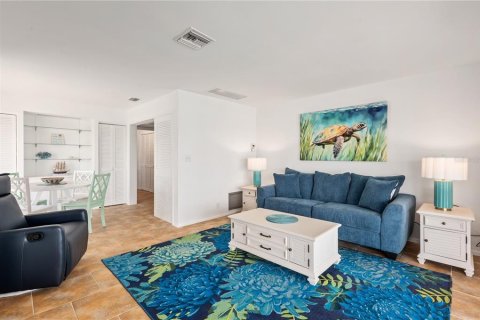 Villa ou maison à louer à Sarasota, Floride: 1 chambre, 69.49 m2 № 1856077 - photo 10