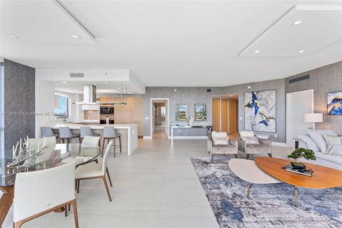 Copropriété à louer à North Miami Beach, Floride: 3 chambres, 181.9 m2 № 1924886 - photo 10