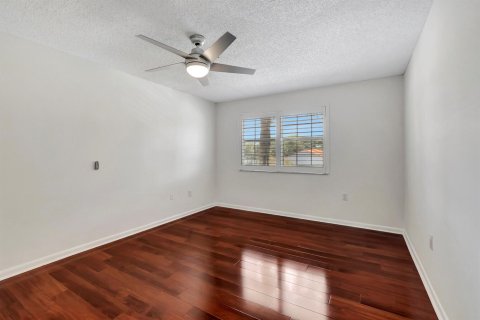 Condo in Boca Raton, Florida, 2 bedrooms  № 2240107 - photo 21