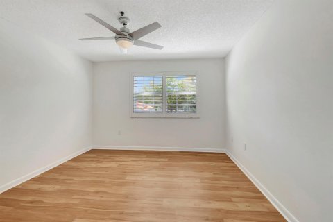 Condo in Boca Raton, Florida, 2 bedrooms  № 2240107 - photo 16