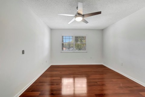 Condo in Boca Raton, Florida, 2 bedrooms  № 2240107 - photo 19