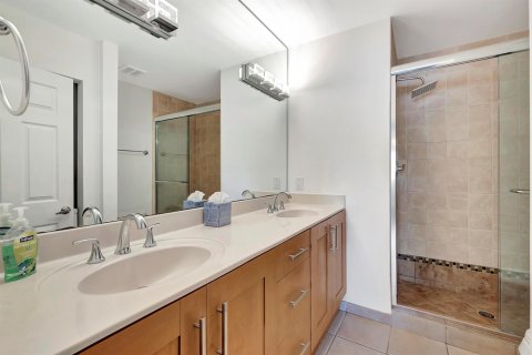 Condo in Boca Raton, Florida, 2 bedrooms  № 2240107 - photo 22